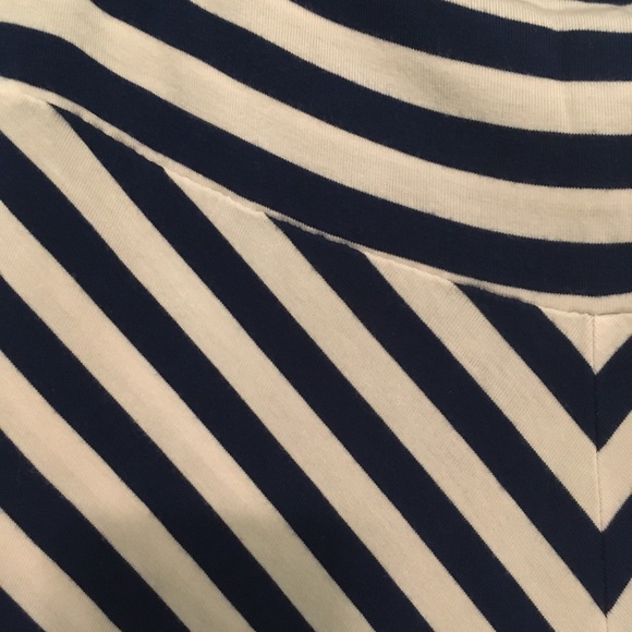 Chevron Maxi Skirt - Picture 3 of 4